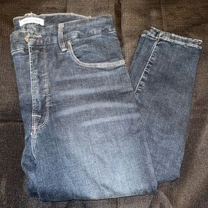 Good American Good Legs Cropped Jeans in a 10/30